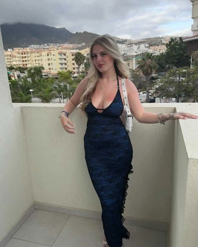 Elegant Navy Lace Maxi Dress
