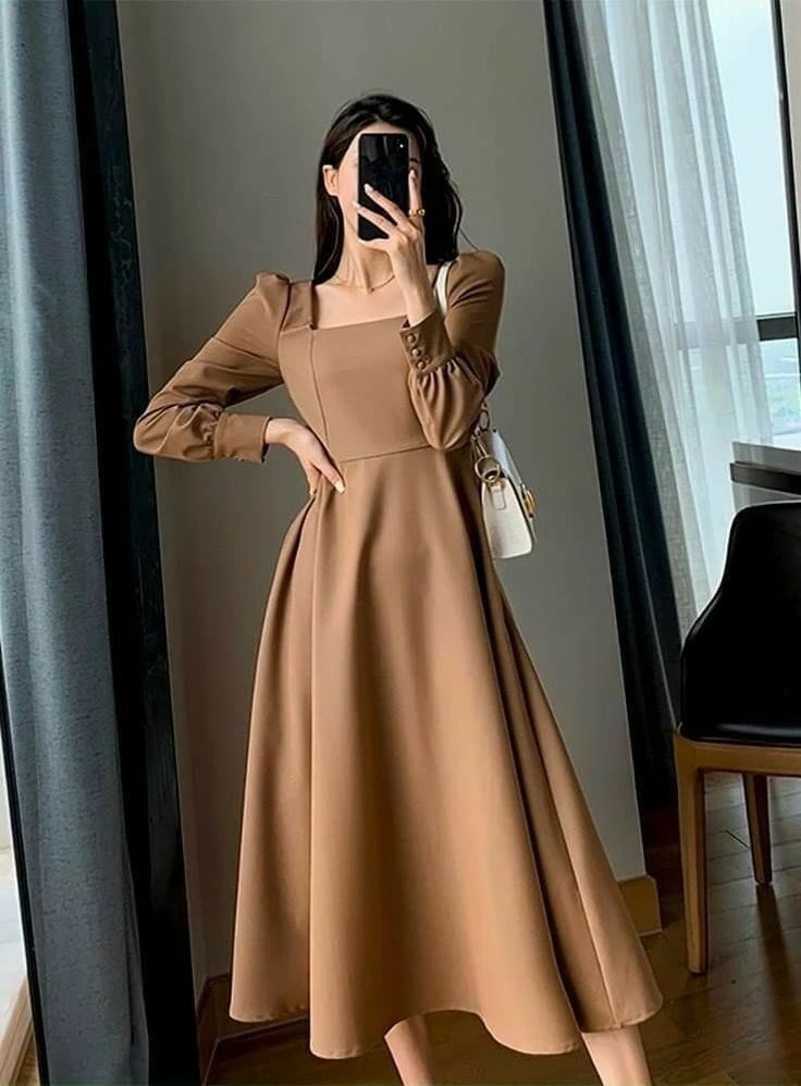 Elegant Camel Midi Dress with Puffed Sleeves
