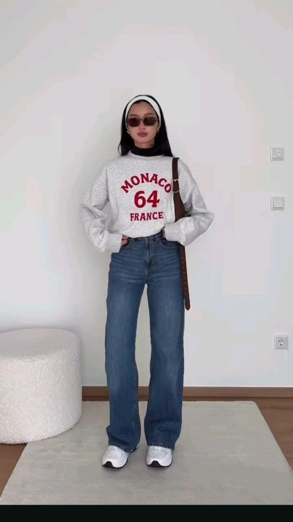 Sporty Graphic Sweatshirt with Wide-Leg Jeans