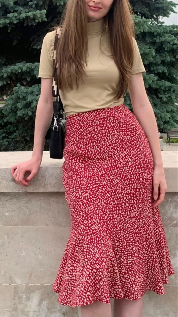 Cream Tee with Floral Red Midi Skirt