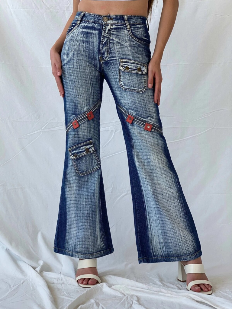 Funky Flares with Diagonal Zippers